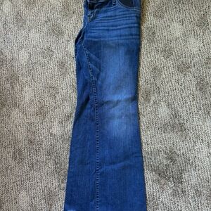 Maternity Jeans 💙